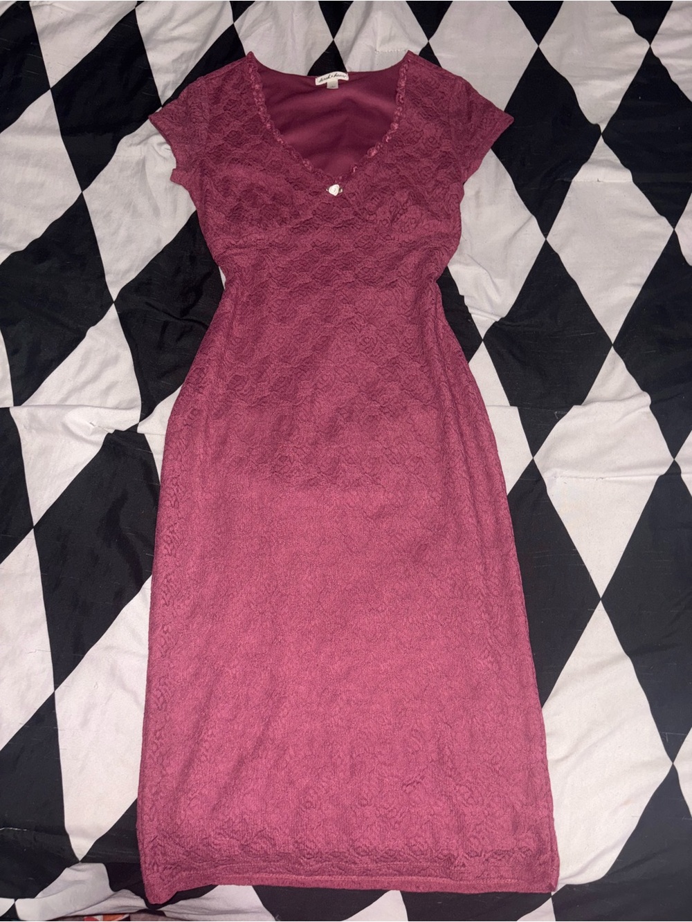 Women's Lace Sheath Dress in Mauve Pink